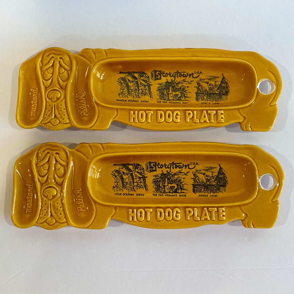 Vintage Japan Storytown USA Souvenir Hot Dog Plate Mustard Relish Divided Tray